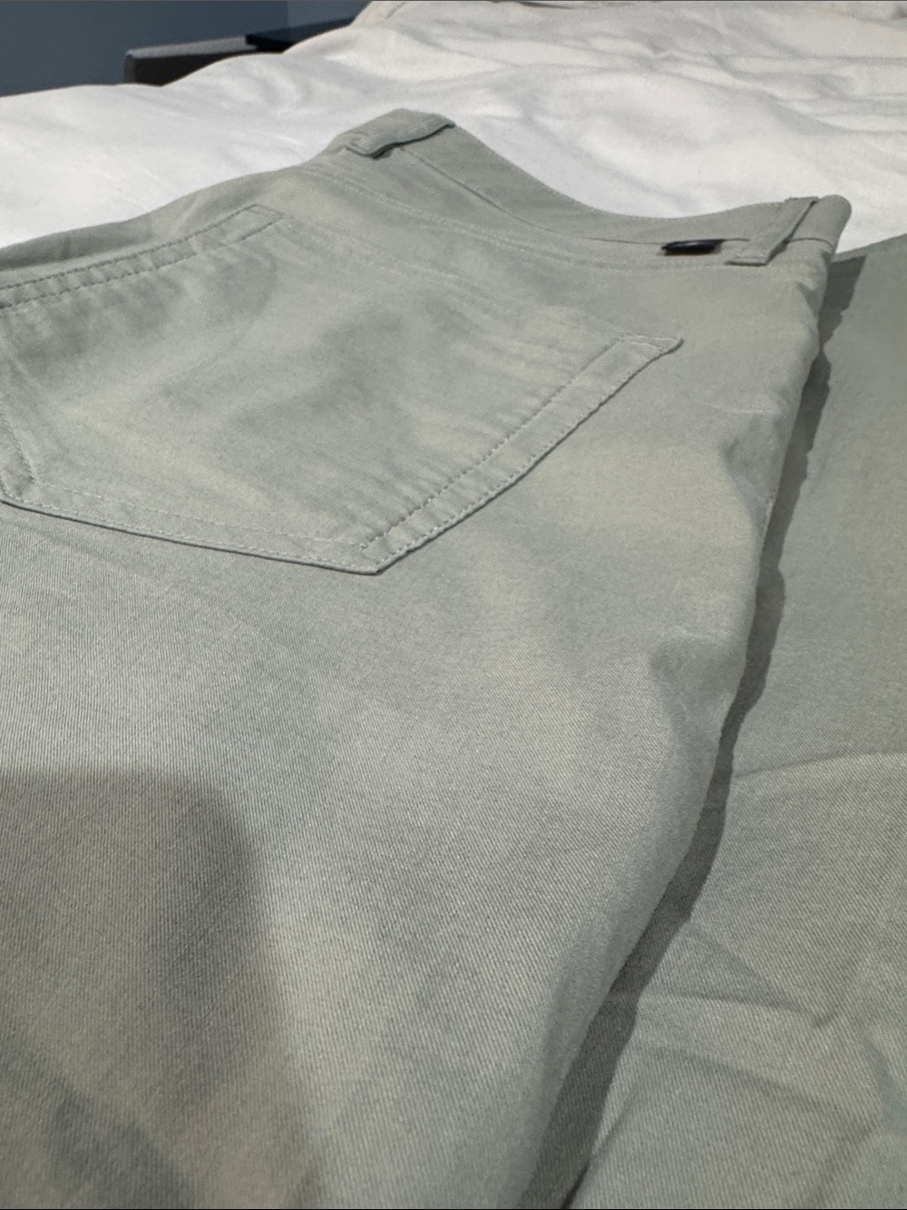 Faherty Reserve Movement Pants - Picture 6 of 8